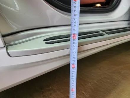 진주 전동사이드스텝 bmw x7 킹스텝 화이트 제품으로 일체형 스럽게 장착!! / 진주, 창원