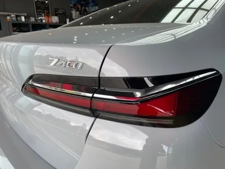 진주 BMW 7시리즈 (G70) 테일램프 윈도우 그릴 블랙유광 랩핑 크롬 딜리트 / 진주, 창원