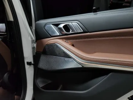 BMW X5 LCI 회오리 트위터 B&W커버 실내무드등 엠비언트 조명 순정 연동 작업후 모습 멀티게라지 진주점 / 진주, 창원