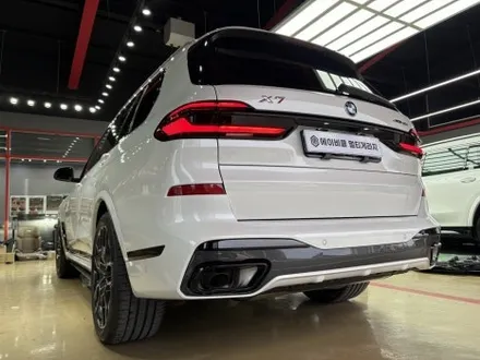 진주 사이드스텝 BMW x7 40i 크롬딜리트 블랙 유광머플러팁 킹스텝.전동사이드발판 튜닝 / 진주, 창원