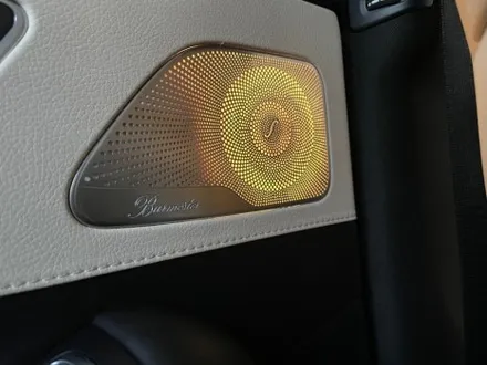 진주 벤풍구 벤츠s클래스 w222 송풍구엠비언트.미드커버 led 4D 전동부메스터 장착 / 진주, 창원