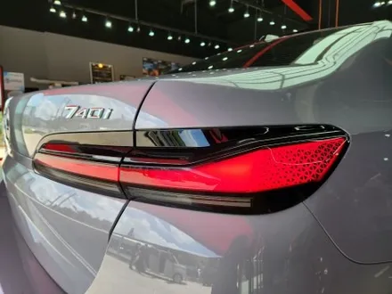 진주 BMW 7시리즈 (G70) 테일램프 윈도우 그릴 블랙유광 랩핑 크롬 딜리트 / 진주, 창원