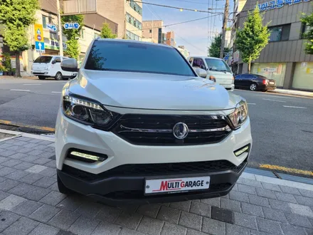 진주 렉스턴스포츠 운전석 통풍시트 타공가죽시트 열선스위치까지 순정 그대로 작업 가능한가요? / 진주, 창원