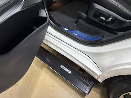 진주 사이드스텝 BMW x7 40i 크롬딜리트 블랙 유광머플러팁 킹스텝.전동사이드발판 튜닝 / 진주, 창원