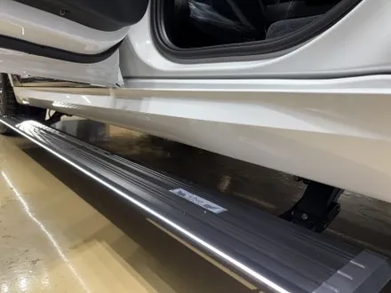 진주 사이드스텝 BMW x7 40i 크롬딜리트 블랙 유광머플러팁 킹스텝.전동사이드발판 튜닝 / 진주, 창원