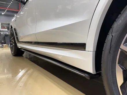 진주 사이드스텝 BMW x7 40i 크롬딜리트 블랙 유광머플러팁 킹스텝.전동사이드발판 튜닝 / 진주, 창원