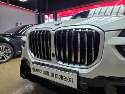 진주 사이드스텝 BMW x7 40i 크롬딜리트 블랙 유광머플러팁 킹스텝.전동사이드발판 튜닝 / 진주, 창원