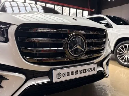벤츠 GLS 마이바흐 감성 완성 ! 전동사이드스텝 + 블랙 세로그릴 튜닝 / 진주, 창원