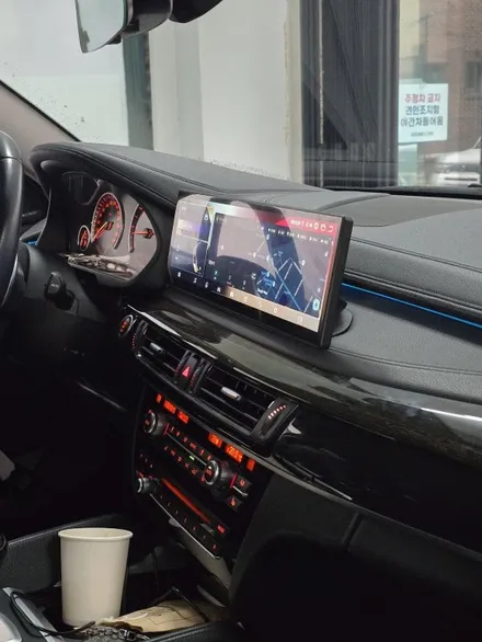 BMW X6 클라이드코리아 15인치 안드로이드 올인원+ 4채널 어라운드뷰 작업. / 서울 서초 양재동