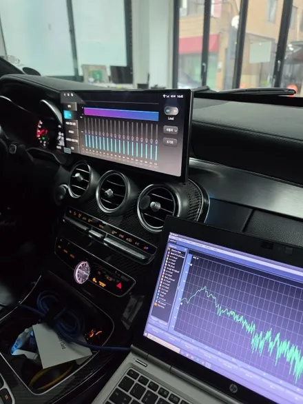벤츠 C 63 AMG 안드로이드 올인원 업그레이드! 카나로 알파 프로 12.3인치 장착 후기 | 양재동 사운드코디 / 서울 서초 양재동