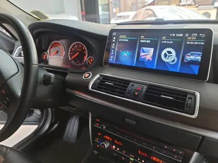 BMW 5GT 안드로이드올인원 12.3\