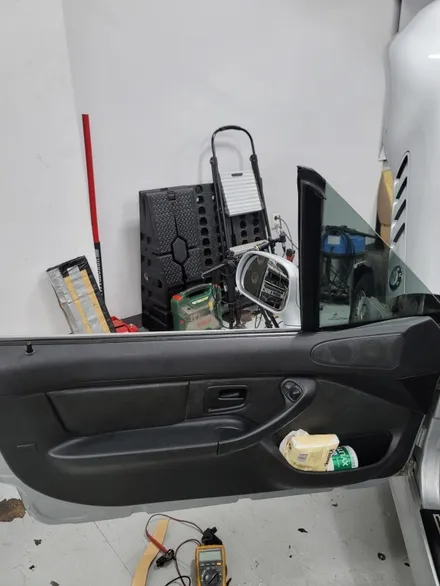 BMW Z3 헤드유닛& 포칼 스피커 / 서울 서초, 양재, 개