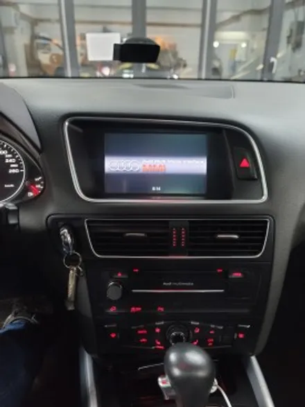 아우디 Q5 안드로이드 올인원 12.3\