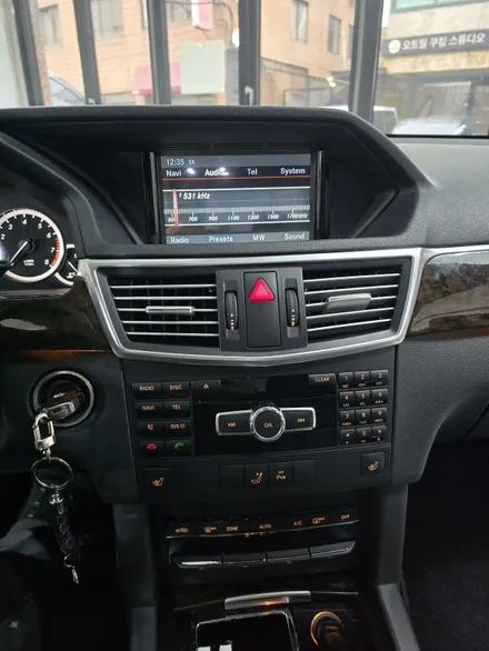 벤츠 E클래스(W212) 12.3인치 안드로이드 올인원 장착기 (클라이드코리아 제품) 양재동 벤츠 E200 안드로이드 올인원 시공! 순정 기능 완벽 연동 / 서울 서초 양재동