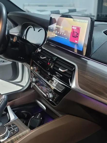 BMW 530i 안드로읻올인원 12.3\
