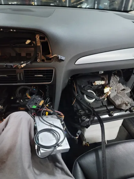 아우디 Q5 안드로이드 올인원 12.3\