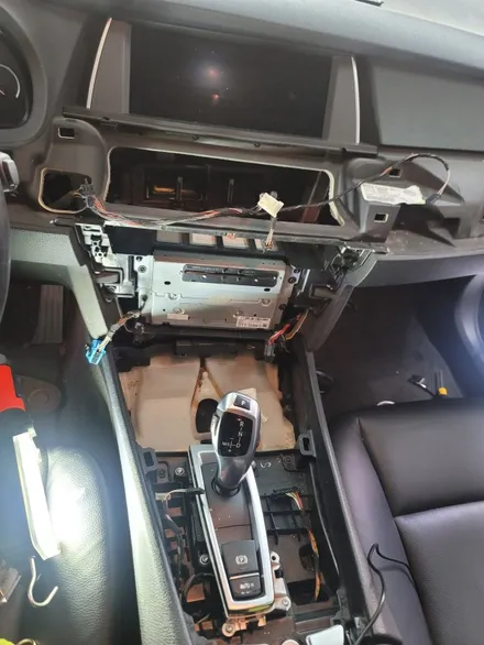 BMW 5GT 안드로이드올인원 12.3\
