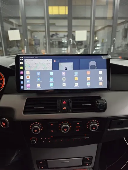BMW 5시리즈(E60/E61) 카나로 두두7 12.3인치 안드로이드 올인원 & AHD 후방카메라 완벽 장착 / 서울 서초 양재동