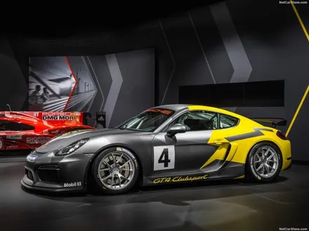 포르쉐 카이맨 GTS/ GT4 Clubsport 데칼하기 / 성남시 분당구 운중동