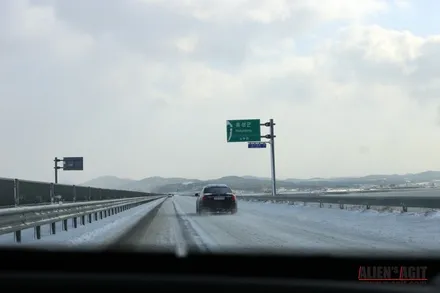 재규어 XE 20t 와 함께한 안면도 눈길 드라이빙!          진정한(원치 않았던) 눈길 시승기 / 성남시 분당구 운중동