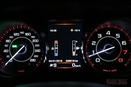 재규어 XE 20t 와 함께한 안면도 눈길 드라이빙!          진정한(원치 않았던) 눈길 시승기 / 성남시 분당구 운중동