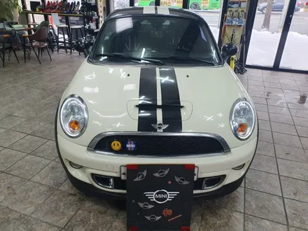 BMW 미니쿠퍼 2세대 R58 쿠페 저번 이벤트 당첨되신 면발광 데이라이트 라이트 장착으로 차량이 더욱더 산뜻합니다.~~~^^ / 서울 도봉구