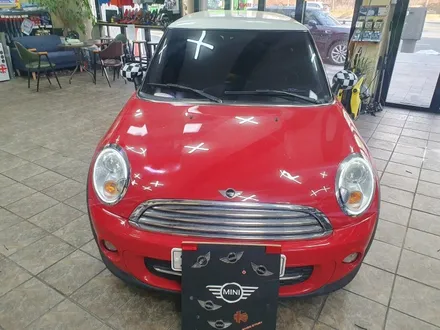 BMW 미니쿠퍼 2세대 R56 쿠퍼 R60 컨트리맨 깜찍이 LED 면발광 데이라이트 장착과 편리한 귀접이 락폴딩 장착으로 차량이 더욱더 편리하며 스타일이 살아납니다.~~~^^ / 서울 도봉구