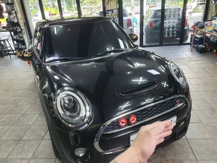 BMW 미니쿠퍼 3세대 F56 순정하만카돈 트위터 스피커 장착으로 순정오디오 사운드가 업그레이드 됩니다.~~~^^ / 서울 도봉구