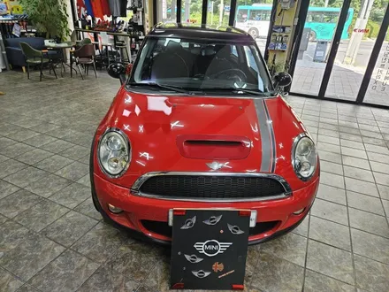 BMW 미니쿠퍼 R55 클럽맨 편리한 오토라이트 모듈장착과 와이드미러 락폴딩으로 더욱더 편리해지며 소모품 이그니션코일 점화 플러그를 교환하여 드렸습니다.~~~^^ / 서울 도봉구