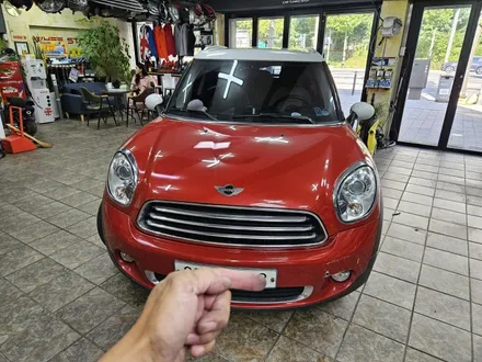 BMW 미니쿠퍼 R60 컨트리맨 순정 비주얼 부스터 모니터 먹통현상과 브레이크등이상 경고등을 FRM 인코딩으로 모두 살려드렸습니다.~~~^^ / 서울 도봉구