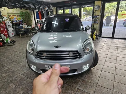 BMW 미니쿠퍼 R60 컨트리맨 가져오신 LED 데이라이트 장착으로 차량에 스타일과 야간에 광명을 찾아 드렸습니다.~~~^^ / 서울 도봉구