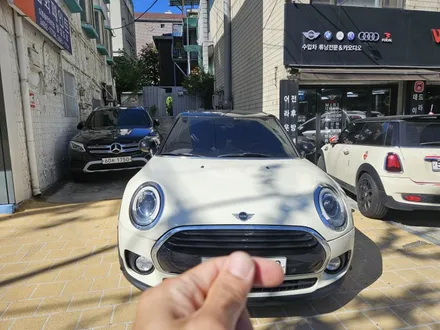 BMW 미니쿠퍼 F54 클럽맨 고질병 브레이크등 결함 경고등을 모두 말끔히 해결하고 깜찍이 고벳지로 꾸며 드렸습니다.~~~^^ / 서울 도봉구