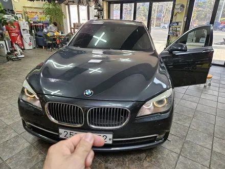BMW 7시리즈 점등된 경고등을 모두 해결해드리고 데이라이트를 화이트 벌브로 교환하여 스타일을 살려드렸습니다.~~~^^ / 서울 도봉구