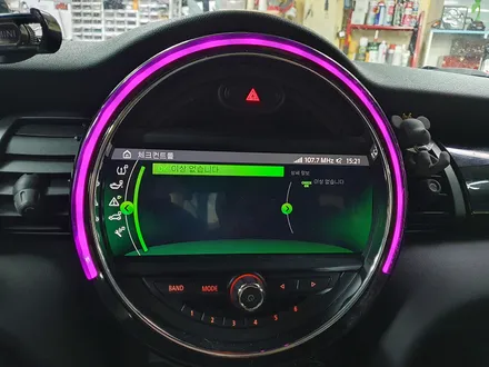 BMW 미니쿠퍼 3.5 세대 F56 수명이 다한 브레이크 패드를 제동력 성능좋은 브렘보 패드로 교환하여 차량에 컨디션을 회복시켜 드렸습니다.~~~^^ / 서울 도봉구