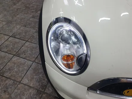 BMW 미니쿠퍼 2세대 R58 쿠페 저번 이벤트 당첨되신 면발광 데이라이트 라이트 장착으로 차량이 더욱더 산뜻합니다.~~~^^ / 서울 도봉구