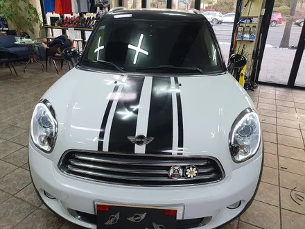 BMW 미니쿠퍼 2세대 R56 쿠퍼 R60 컨트리맨 깜찍이 LED 면발광 데이라이트 장착과 편리한 귀접이 락폴딩 장착으로 차량이 더욱더 편리하며 스타일이 살아납니다.~~~^^ / 서울 도봉구
