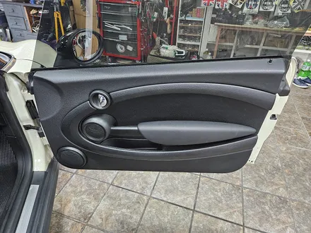 BMW 미니쿠퍼 R56 가져오신 포칼스피커 장착으로 오디오 사운드를 업그레이드 해드렸습니다.~~~^^ / 서울 도봉구