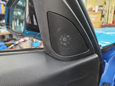 BMW 3시리즈 가져오신 하만카돈 스피커 교환으로 순정오디오 사운드를 업그레이드 해드렸습니다.~~~^^ / 서울 도봉구