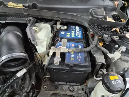 BMW 미니쿠퍼 F56 수명이 다한 AGM 메인 배터리를 신품으로 교환하여 차량에 전력 컨디션을 회복시켜 드렸습니다.~~~^^ / 서울 도봉구