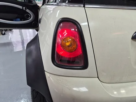 BMW 미니쿠퍼 R56 고질병 브레이크등 경고등 수리와 함께 안개등 미등을 모두 순정으로 돌려드렸습니다.~~~~^^ / 서울 도봉구