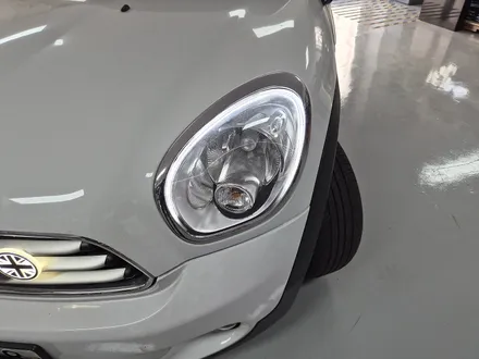 BMW 미니쿠퍼 R60 컨트리맨 산뜻하고 깜찍한 무빙 면발광 데이라이트 장착으로 차량에 스타일을 살려 드렸습니다.~~~^^ / 서울 도봉구