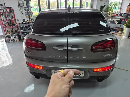 BMW 미니쿠퍼 F54 클럽맨 브레이크등 결함 경고등 녹아내린 커넥터를 모두 수리하여 이상증상을 모두 해결하여 드렸습니다.~~~^^ / 서울 도봉구