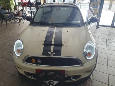 BMW 미니쿠퍼 2세대 R58 쿠페 저번 이벤트 당첨되신 면발광 데이라이트 라이트 장착으로 차량이 더욱더 산뜻합니다.~~~^^ / 서울 도봉구