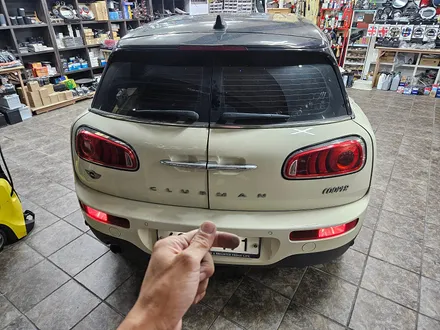 BMW 미니쿠퍼 F54 클럽맨 고질병 브레이크등 결함 먹통현상을 모두 말끔히 수리하여 스트레스 에서 해방시켜 드렸습니다.~~~^^ / 서울 도봉구