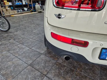 BMW 미니쿠퍼 F54 클럽맨들 차량에 고질병 브레이크등 결함 경고등수리로 스트레스에서 해방시켜드리고 고뱃지 테일램프도 모두 교환하여 드렸습니다.~~~^^ / 서울 도봉구