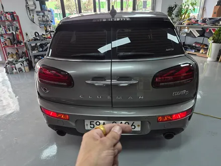 BMW 미니쿠퍼 F54 클럽맨 브레이크등 결함 경고등 녹아내린 커넥터를 모두 수리하여 이상증상을 모두 해결하여 드렸습니다.~~~^^ / 서울 도봉구