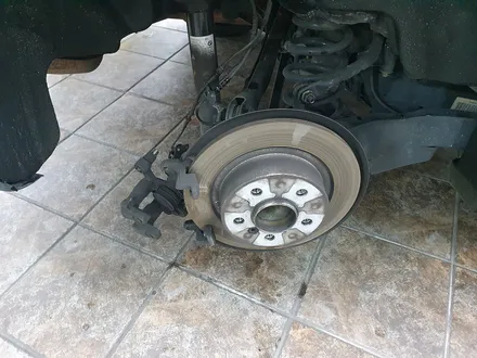 BMW 미니쿠퍼 F54 클럽맨 고질병 브레이크등 경고등 수리와 함께 소모품 브레이크패드를 교환하여 차량에 컨디션을 회복시켜 드렸습니다.~~~^^ / 서울 도봉구