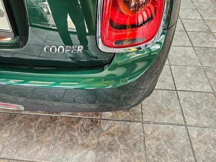 BMW 미니쿠퍼 3세대 F57 컨버터블 뒤 범퍼 사고수리와 함께 성능좋은 파인뷰 블랙박스 RF 하이패스 장착으로 모든 스트레스를 해방시켜 드렸습니다.~~~^^ / 서울 도봉구