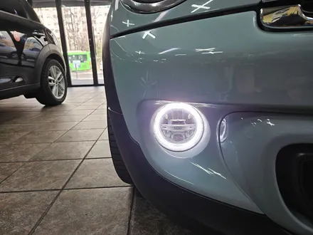 BMW 미니쿠퍼 R60 컨트리맨 LED 면발광 데이라이트 장착과 함께 R56 순정 LED 데이라이트를 퓨즈작업으로 다시 살려 드렸습니다.~~~^^ / 서울 도봉구
