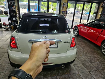 BMW 미니쿠퍼 R56 고질병 브레이크등 경고등을 말끔히 수리하여 스트레스 에서 해방시켜 드렸습니다.~~~~~^^ / 서울 도봉구